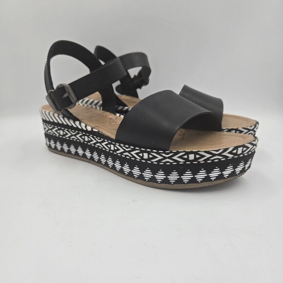 Blowfish Sandals Black White Aztec Platform Shoes Women Size 10 Boho Ankle Strap - Picture 1 of 11